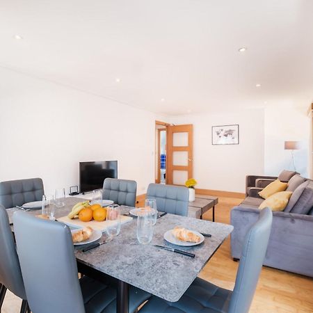 2Br Penthouse With Terrace - Heart Of Holborn - Cityapartmentstay Лондон Екстериор снимка