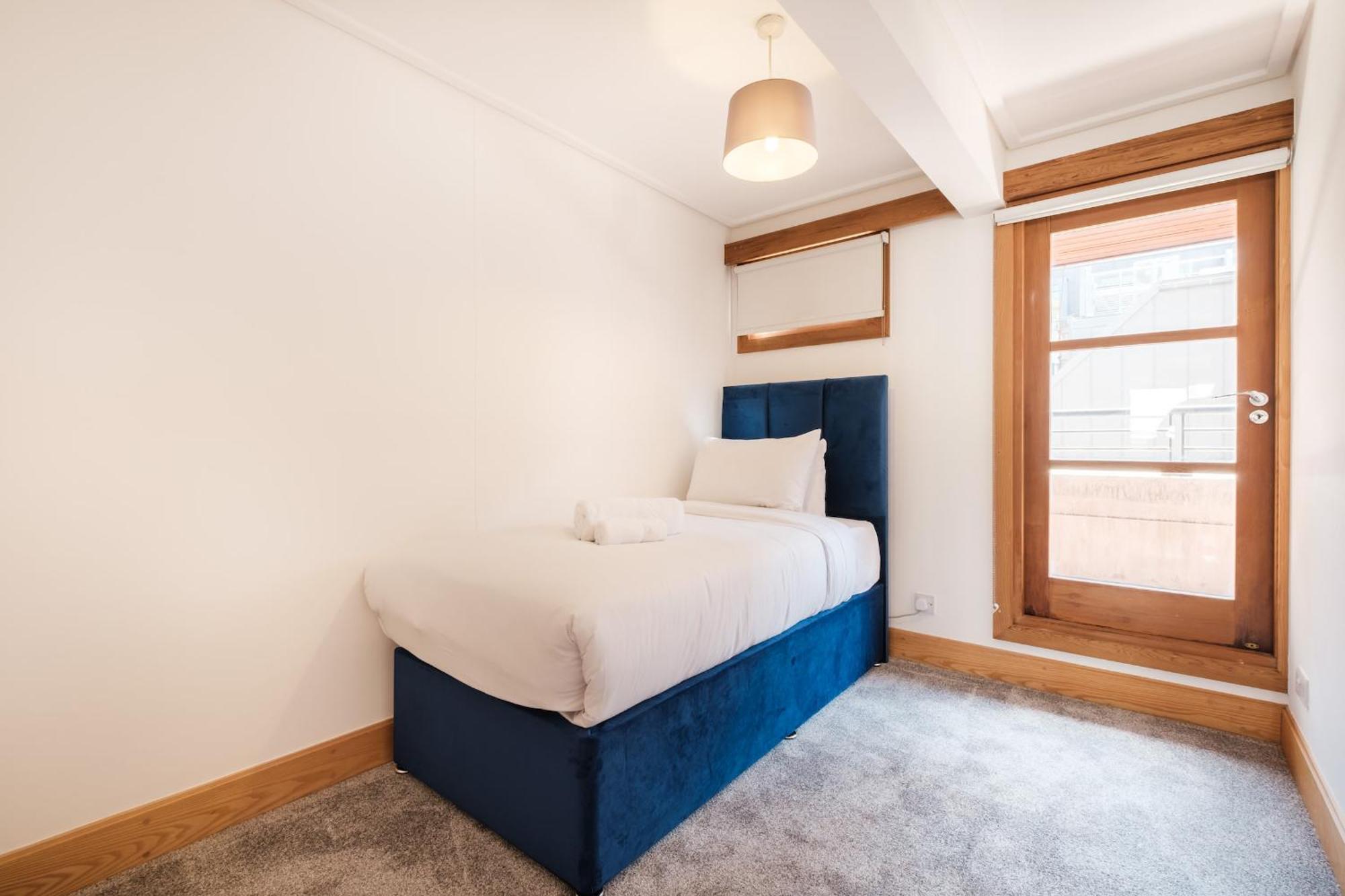 2Br Penthouse With Terrace - Heart Of Holborn - Cityapartmentstay Лондон Екстериор снимка