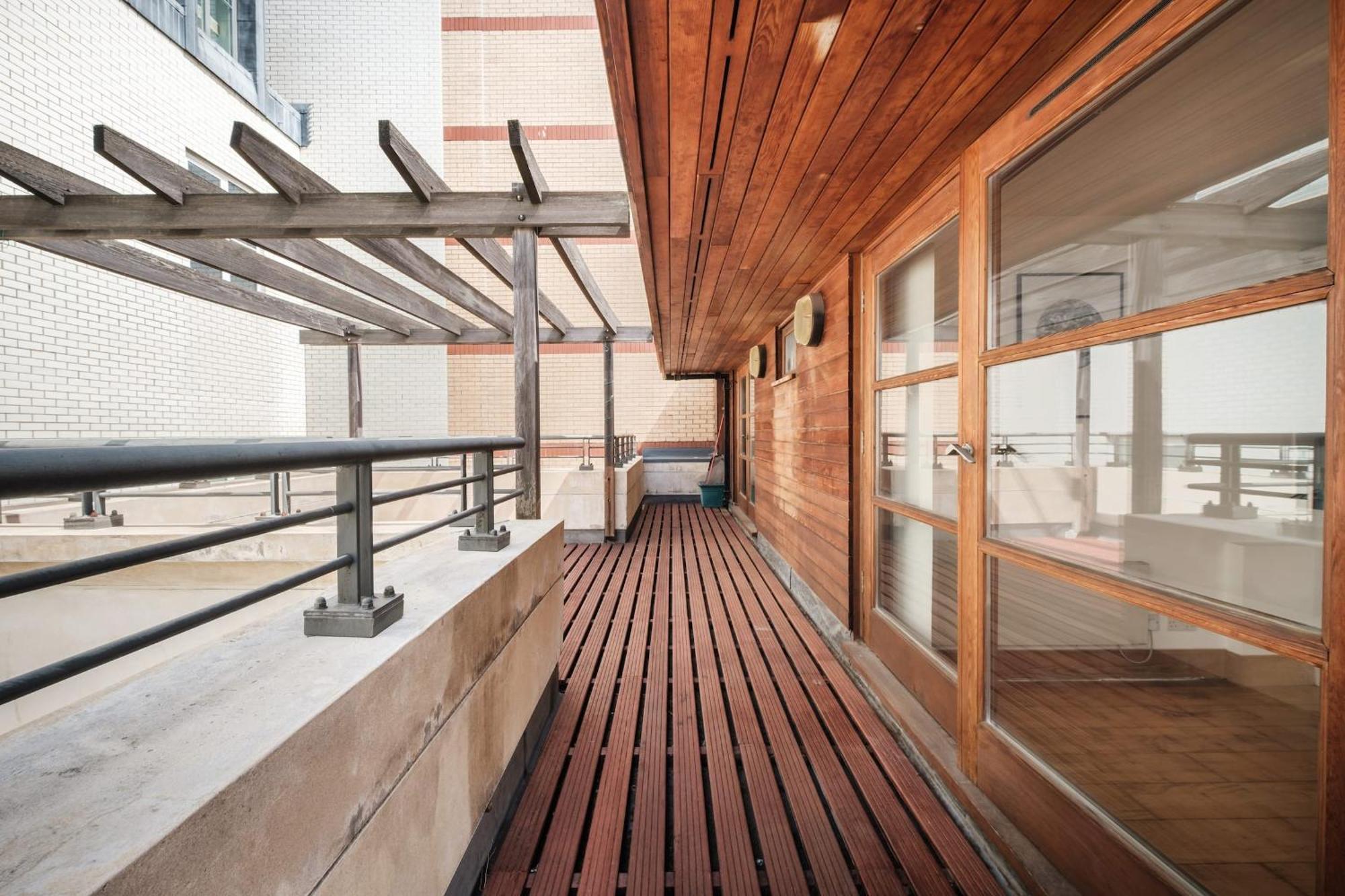 2Br Penthouse With Terrace - Heart Of Holborn - Cityapartmentstay Лондон Екстериор снимка